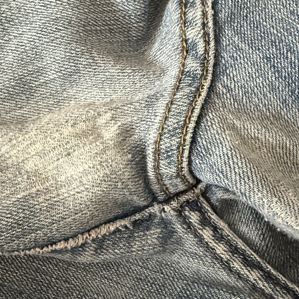 Vigoss The Atlanta Flare Distressed Jeans - Size 7 - Picture 9 of 9
